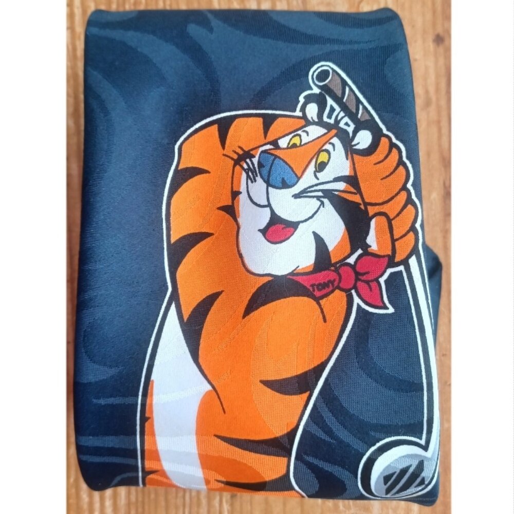 Tony the Tiger Golfing Cartoon Necktie Vintage '97 Kellogg's Collection - Picture 2 of 5